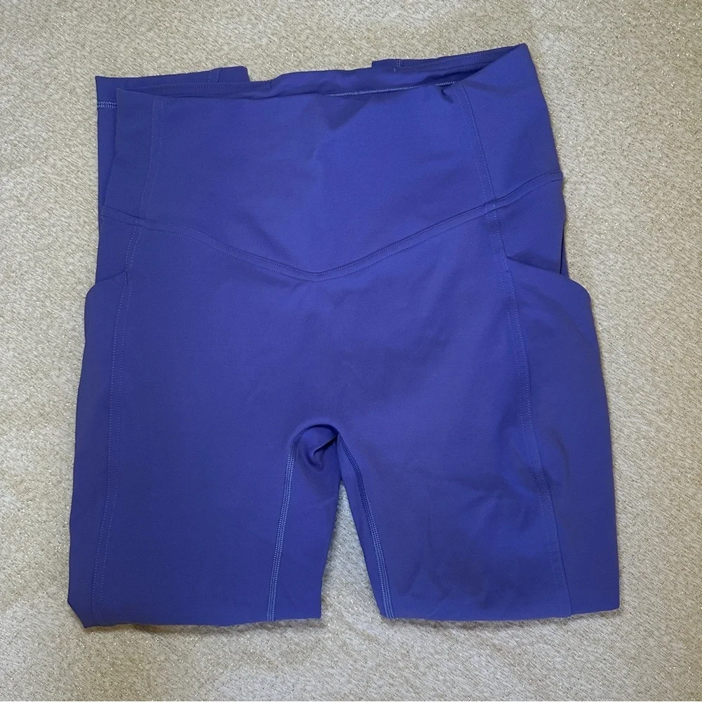 lululemon athletica Vibrant Purple Leggings - Picture 4 of 5